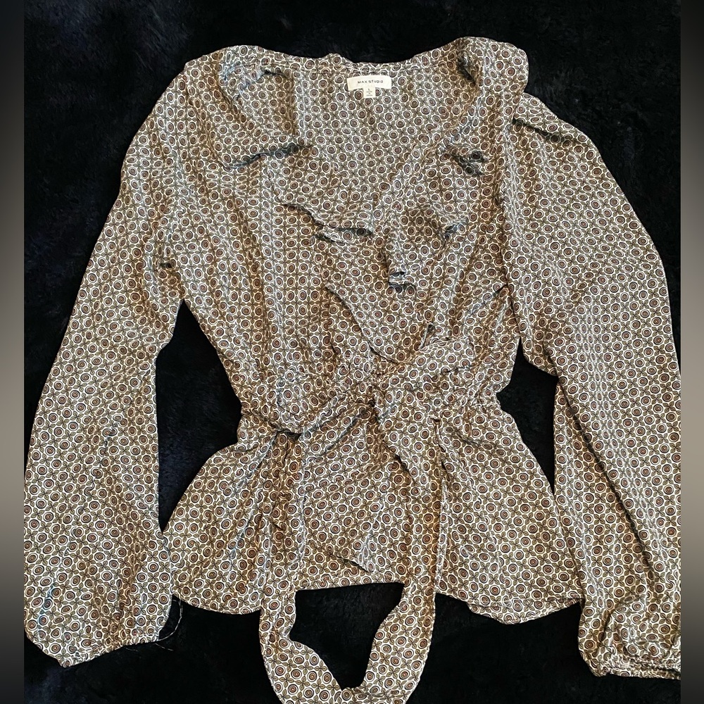 Max Studio Ruffle Blouse SZ L